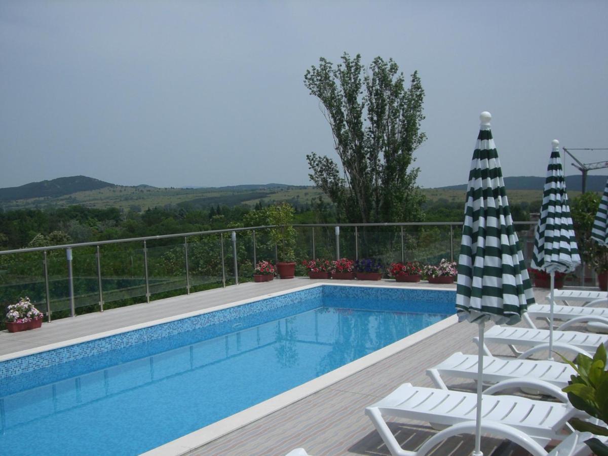 Fantasy Apartment 15 Комплекс Фантазия, Хисаря Luaran gambar